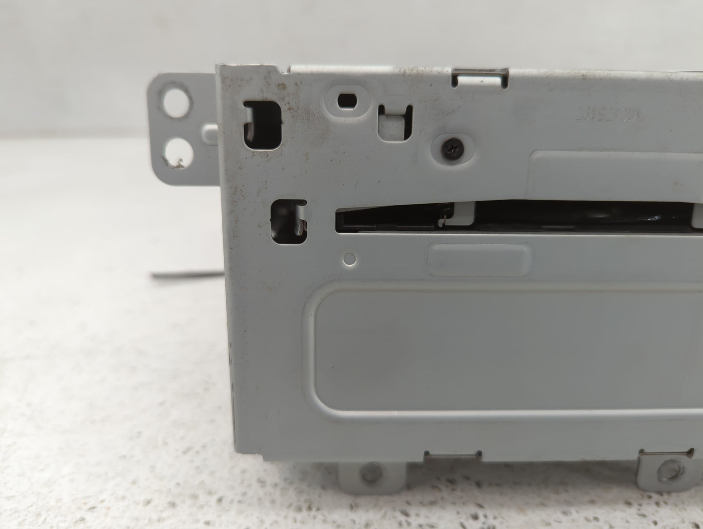 2011-2012 Chevrolet Cruze Radio AM FM Cd Player Receiver Replacement P/N:20983517 Fits Fits 2010 2011 2012 OEM Used Auto Par