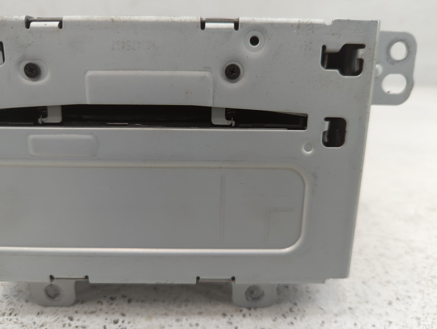 2011-2012 Chevrolet Cruze Radio AM FM Cd Player Receiver Replacement P/N:20983517 Fits Fits 2010 2011 2012 OEM Used Auto Par