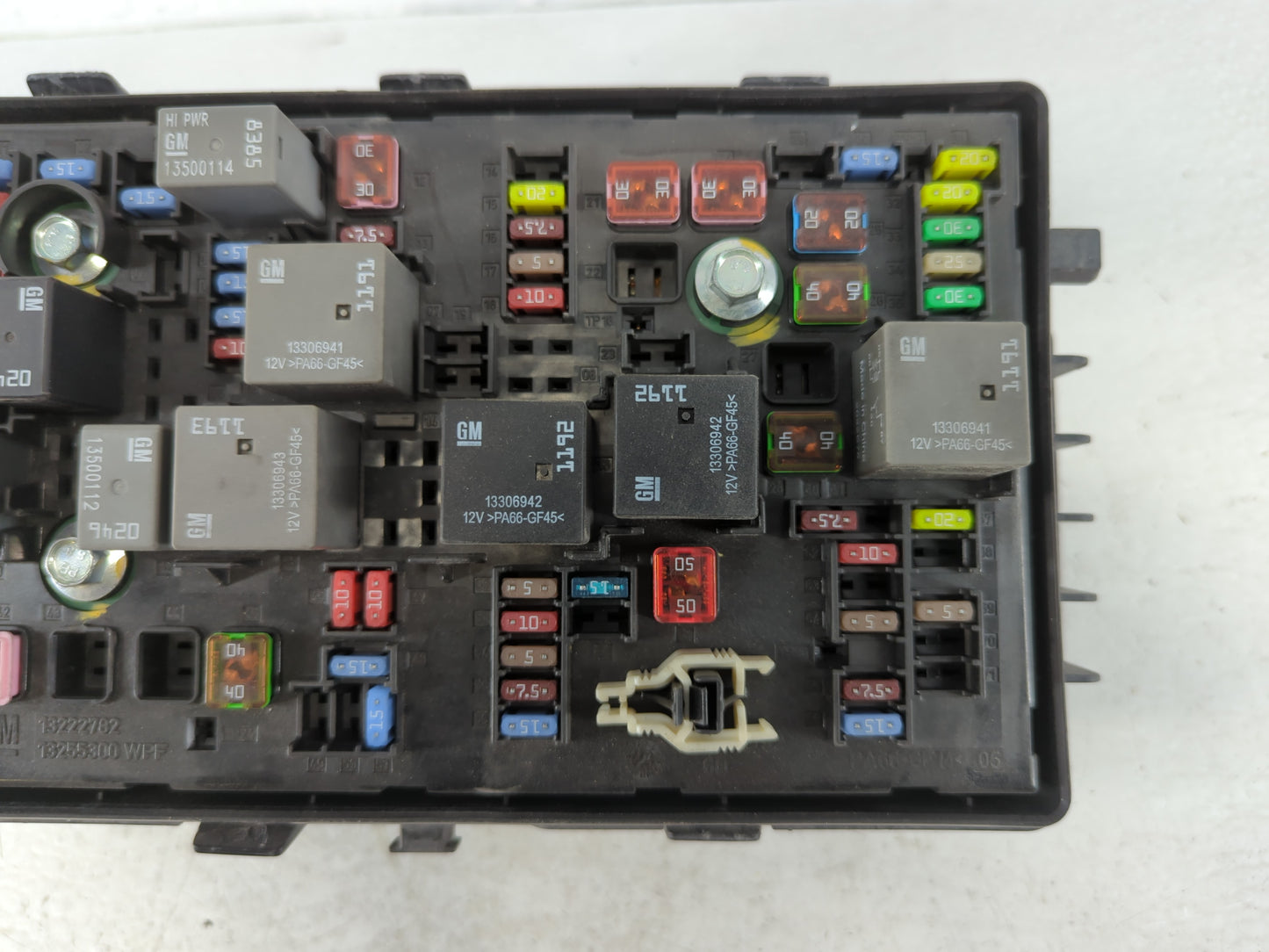 2011-2012 Chevrolet Cruze Fusebox Fuse Box Panel Relay Module P/N:9682033-06 Fits Fits 2011 2012 2013 2014 OEM Used Auto Par