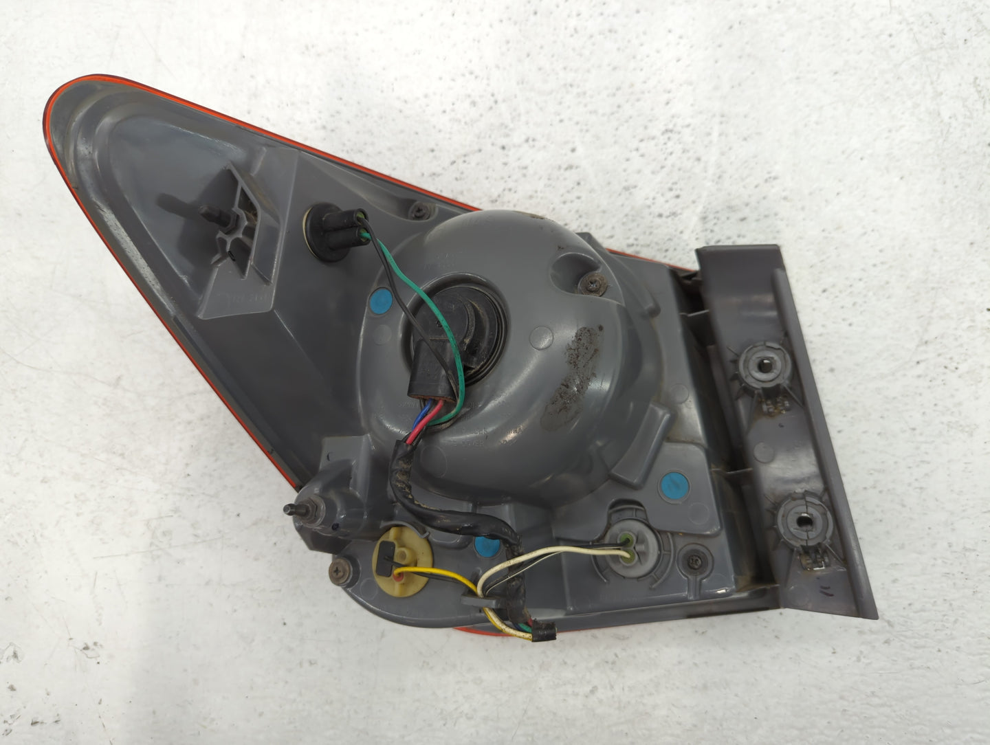 2011-2016 Chevrolet Cruze Tail Light Assembly Passenger Right OEM Fits Fits 2011 2012 2013 2014 2015 2016 OEM Used Auto Part