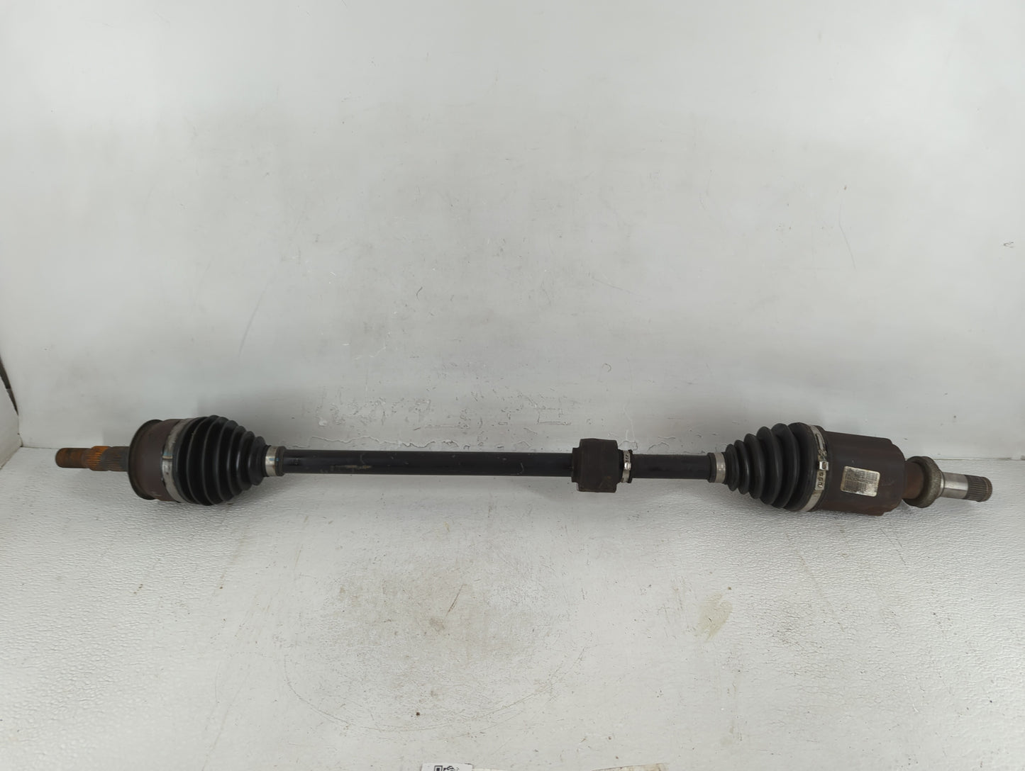 2011-2014 Chevrolet Cruze Axle Shaft Front Driver Cv C/v - Oemusedautoparts1.com