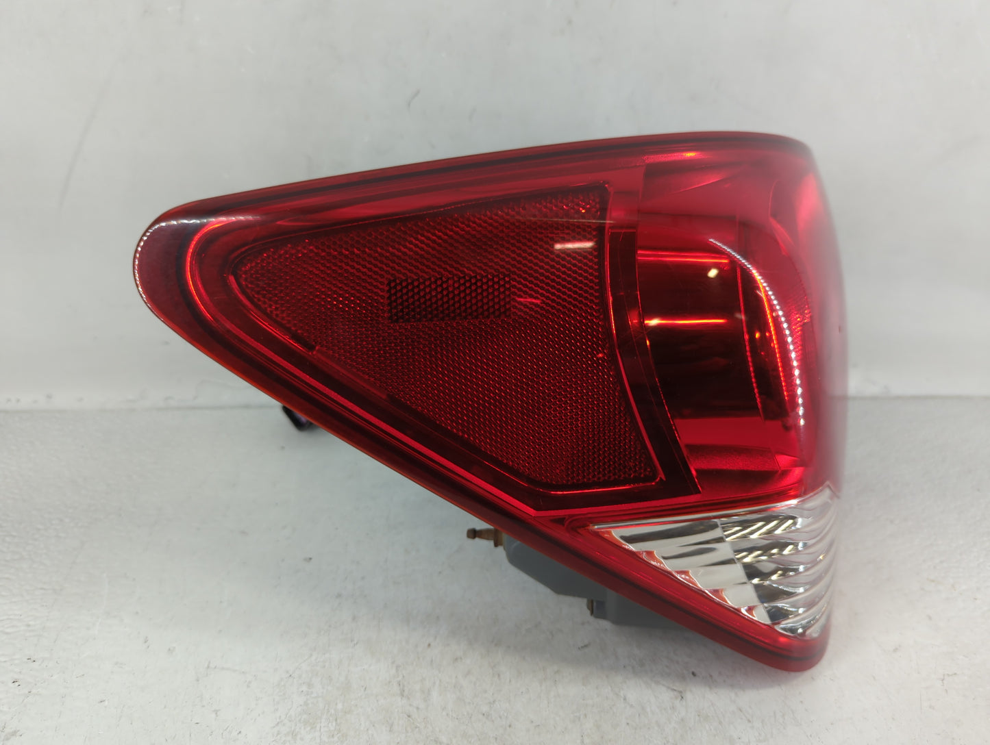 2011-2016 Chevrolet Cruze Tail Light Assembly Driver Left OEM Fits Fits 2011 2012 2013 2014 2015 2016 OEM Used Auto Parts - 