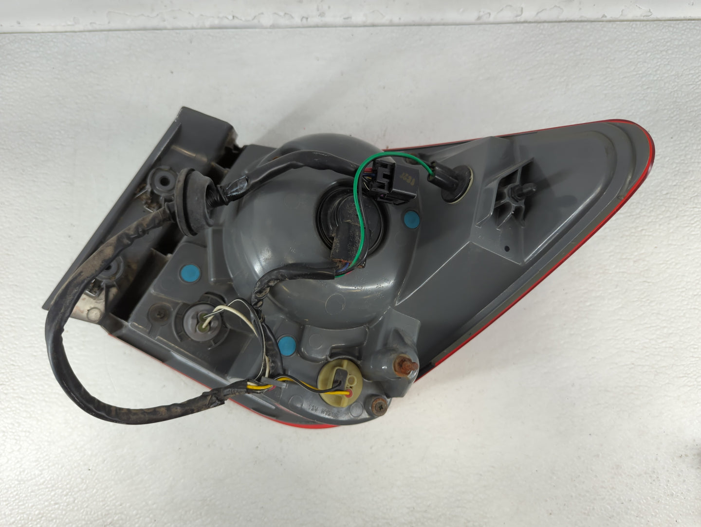 2011-2016 Chevrolet Cruze Tail Light Assembly Driver Left OEM Fits Fits 2011 2012 2013 2014 2015 2016 OEM Used Auto Parts - 