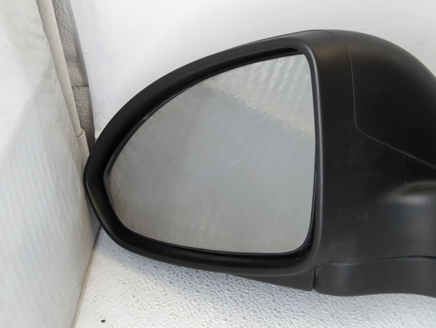 2011-2014 Chevrolet Cruze Driver Side View Mirror - Left Door Mirror OEM Used - Oemusedautoparts1.com