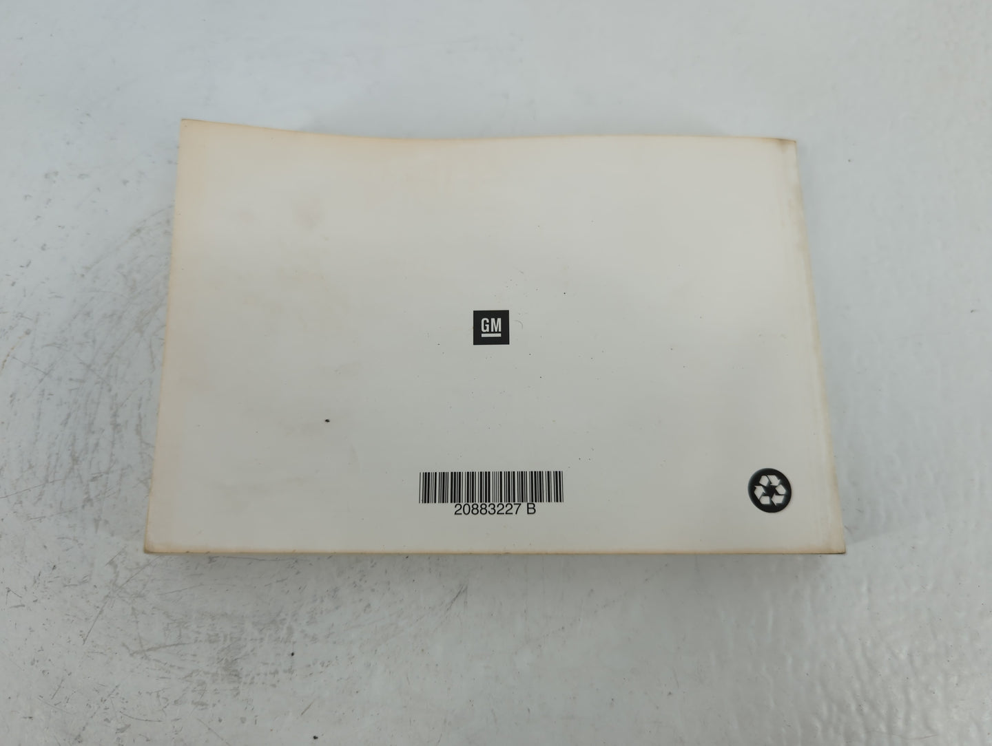 2011 Chevrolet Cruze Owners Manual Book Guide P/N:20883227 B OEM Used Auto Parts - Oemusedautoparts1.com