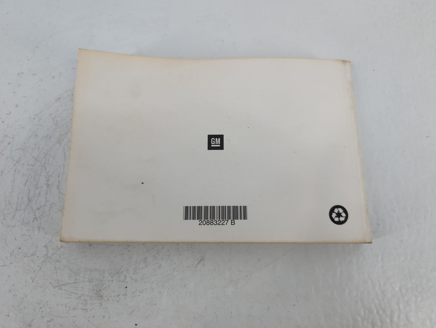 2011 Chevrolet Cruze Owners Manual Book Guide P/N:20883227 B OEM Used Auto Parts - Oemusedautoparts1.com