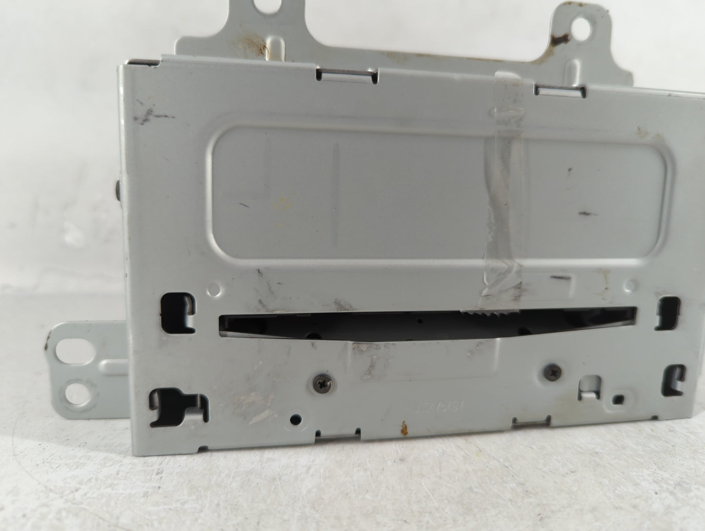 2011-2012 Chevrolet Cruze Radio AM FM Cd Player Receiver Replacement P/N:20983517 Fits Fits 2010 2011 2012 OEM Used Auto Par