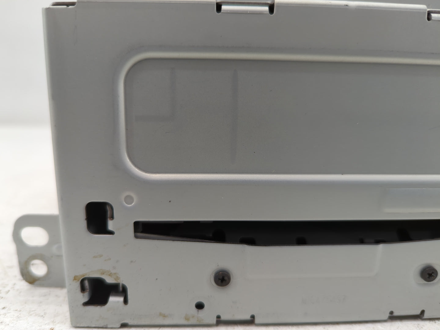 2011-2012 Chevrolet Cruze Radio AM FM Cd Player Receiver Replacement P/N:20983517 Fits Fits 2010 2011 2012 OEM Used Auto Par