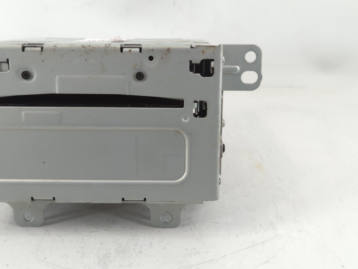 2011-2012 Chevrolet Cruze Radio AM FM Cd Player Receiver Replacement P/N:20983517 Fits Fits 2010 2011 2012 OEM Used Auto Par