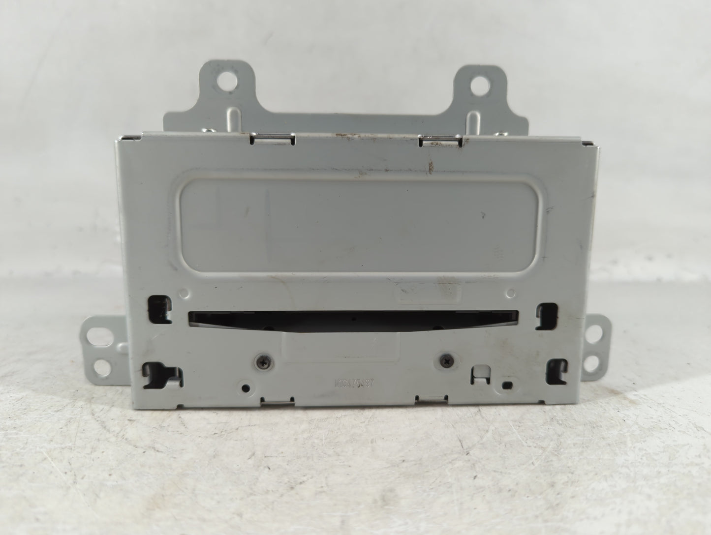2011-2012 Chevrolet Cruze Radio AM FM Cd Player Receiver Replacement P/N:20983517 Fits Fits 2010 2011 2012 OEM Used Auto Par