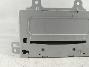 2011-2012 Chevrolet Cruze Radio AM FM Cd Player Receiver Replacement P/N:20983517 Fits Fits 2010 2011 2012 OEM Used Auto Parts
