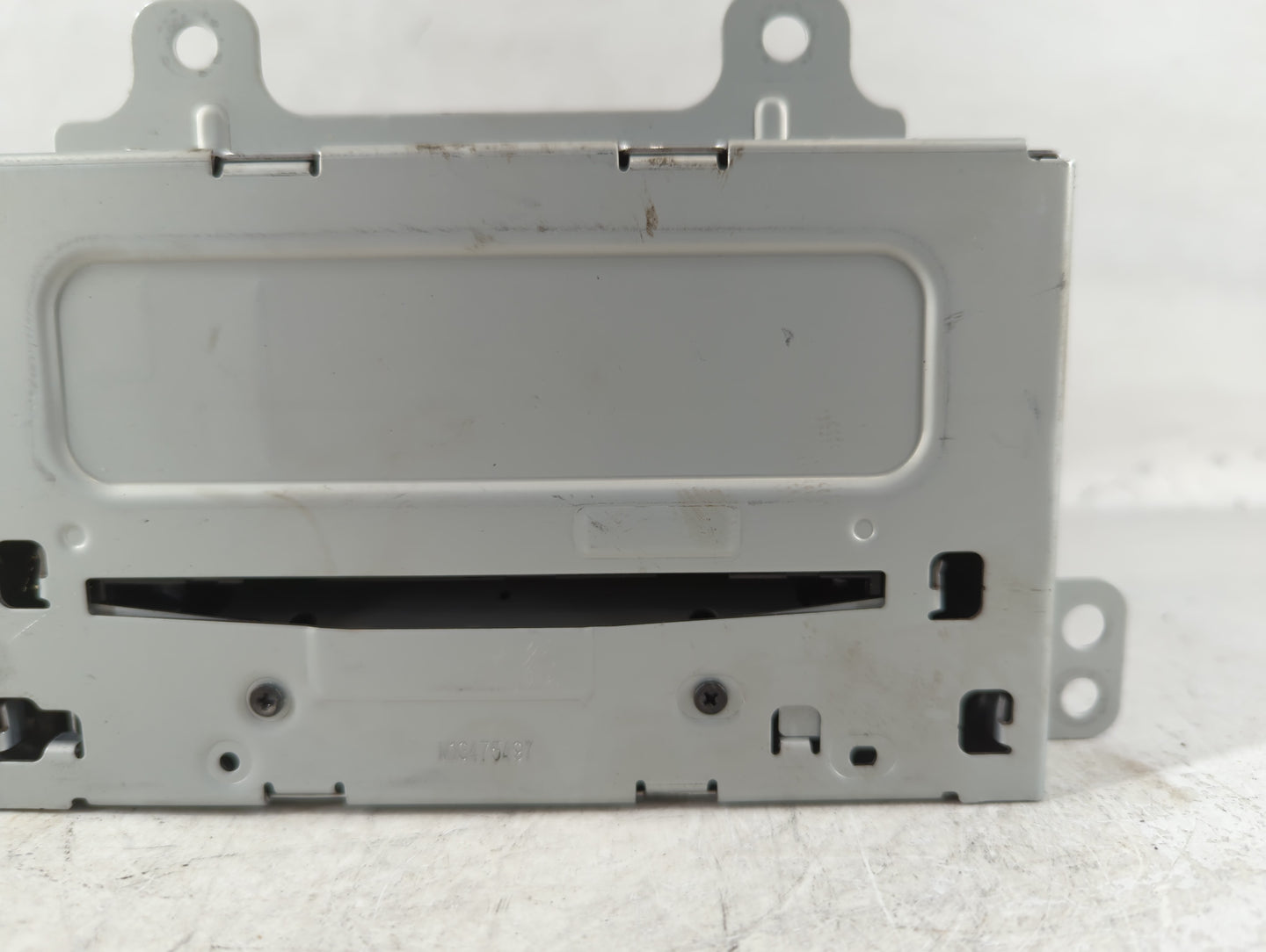 2011-2012 Chevrolet Cruze Radio AM FM Cd Player Receiver Replacement P/N:20983517 Fits Fits 2010 2011 2012 OEM Used Auto Par