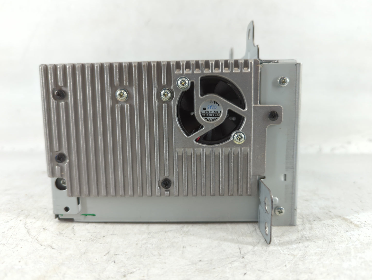 2011-2012 Chevrolet Cruze Radio AM FM Cd Player Receiver Replacement P/N:20983517 Fits Fits 2010 2011 2012 OEM Used Auto Par
