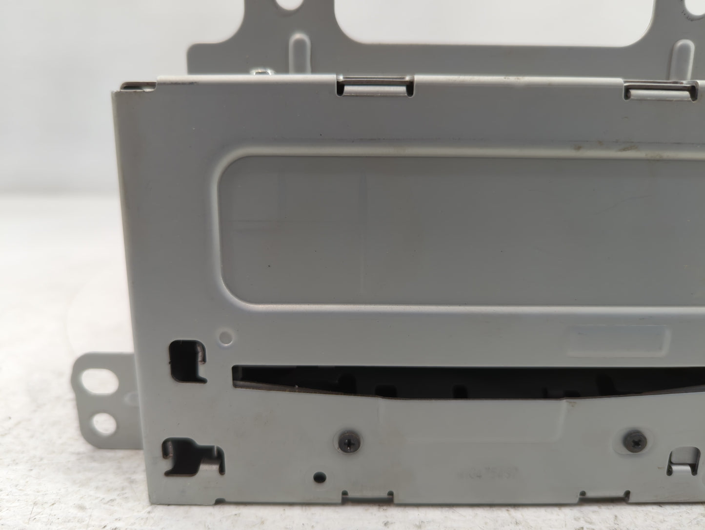 2011-2012 Chevrolet Cruze Radio AM FM Cd Player Receiver Replacement P/N:20983517 Fits Fits 2010 2011 2012 OEM Used Auto Par