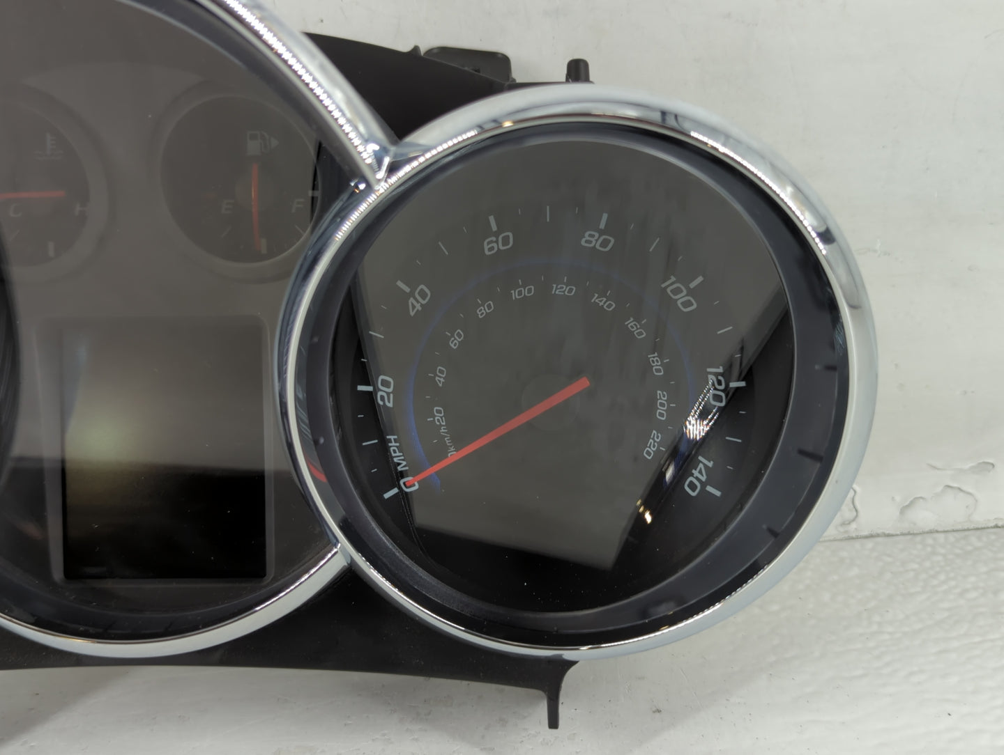 2011 Chevrolet Cruze Instrument Cluster Speedometer Gauges P/N:95018205 Fits OEM Used Auto Parts - Oemusedautoparts1.com