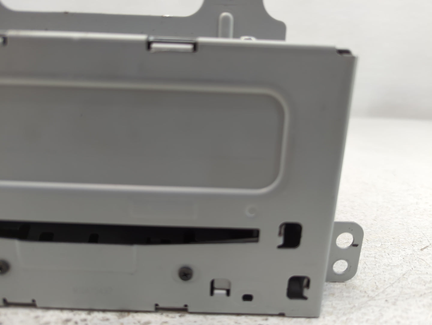 2011-2012 Chevrolet Cruze Radio AM FM Cd Player Receiver Replacement P/N:20983517 Fits Fits 2010 2011 2012 OEM Used Auto Par