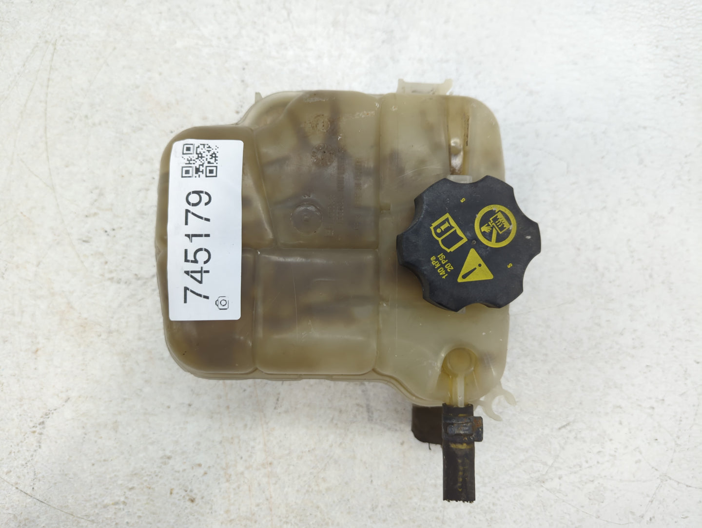 2011-2016 Chevrolet Cruze Radiator Coolant Overflow Expansion Tank Bottle 745179 - Oemusedautoparts1.com