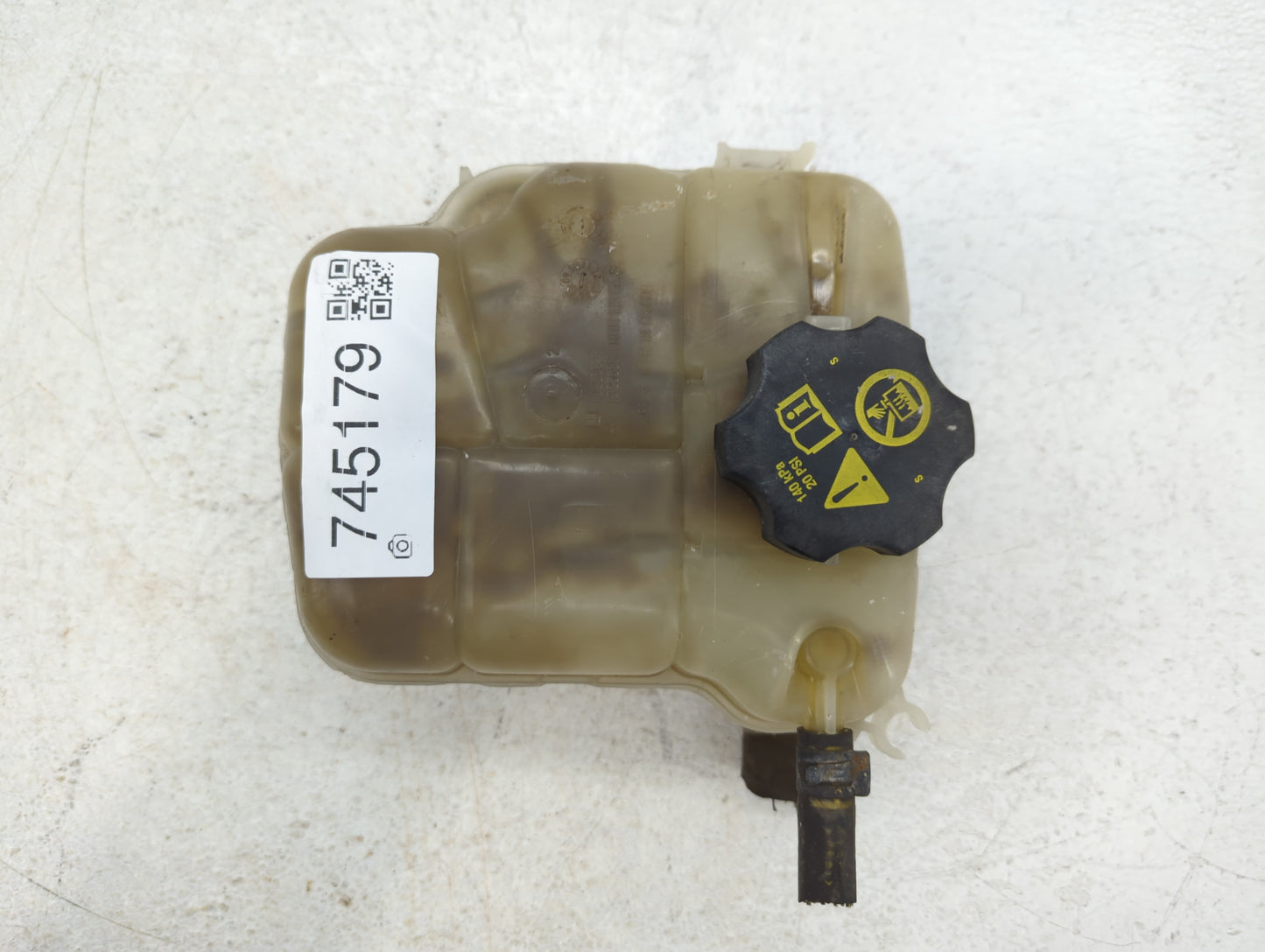 2011-2016 Chevrolet Cruze Radiator Coolant Overflow Expansion Tank Bottle 745179 - Oemusedautoparts1.com