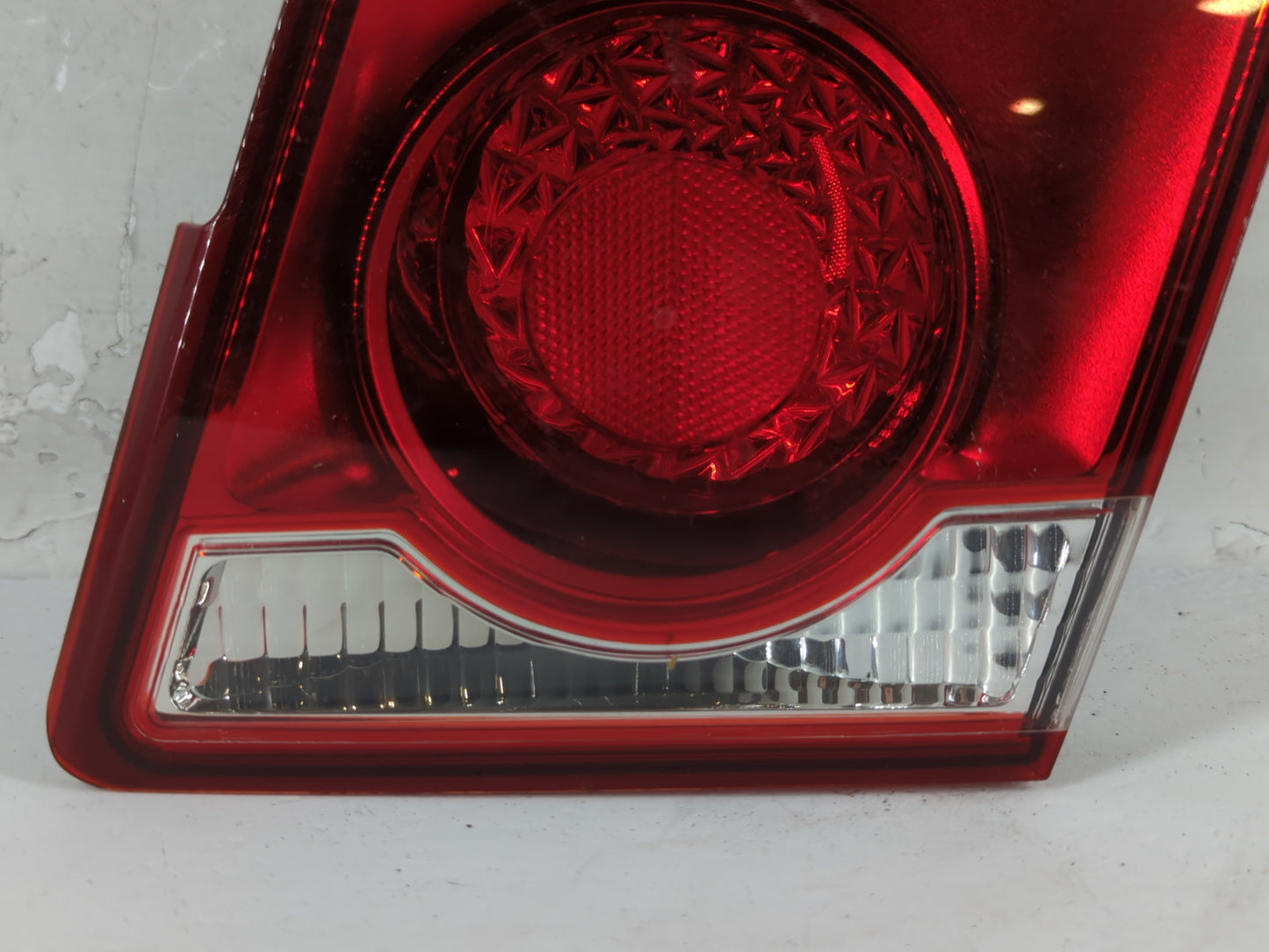 2011-2016 Chevrolet Cruze Tail Light Assembly Passenger Right OEM Fits Fits 2011 2012 2013 2014 2015 2016 OEM Used Auto Part