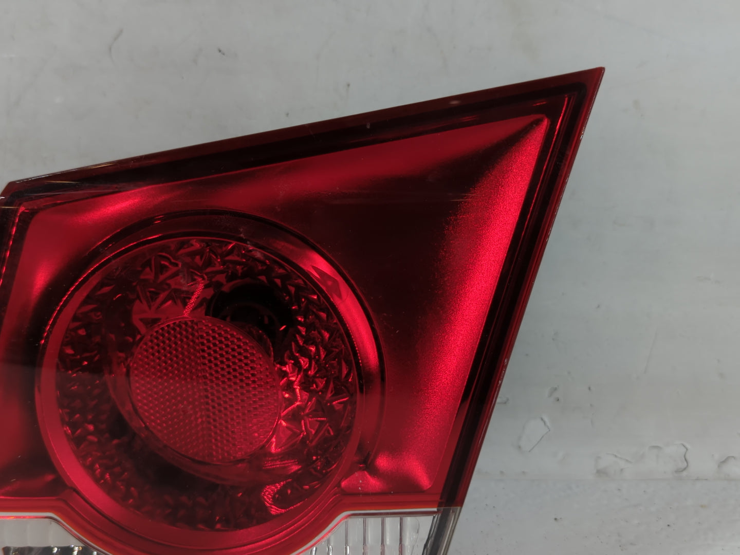 2011-2016 Chevrolet Cruze Tail Light Assembly Passenger Right OEM Fits Fits 2011 2012 2013 2014 2015 2016 OEM Used Auto Part