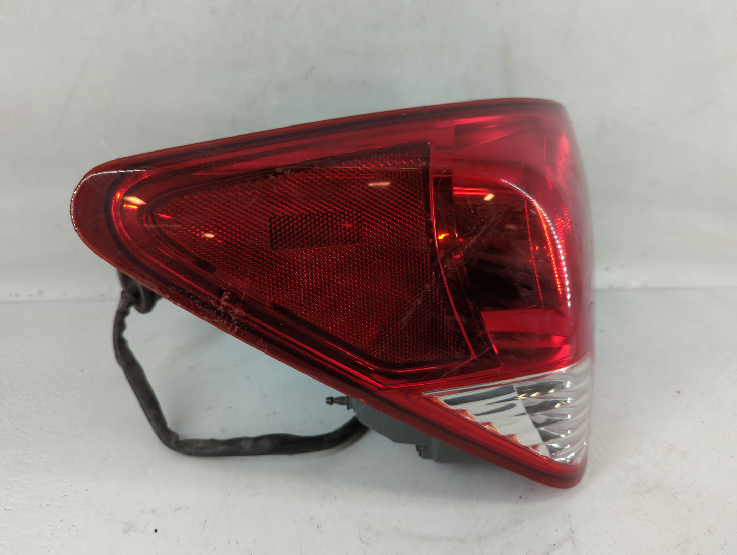 2011-2016 Chevrolet Cruze Tail Light Assembly Driver Left OEM Fits Fits 2011 2012 2013 2014 2015 2016 OEM Used Auto Parts - 
