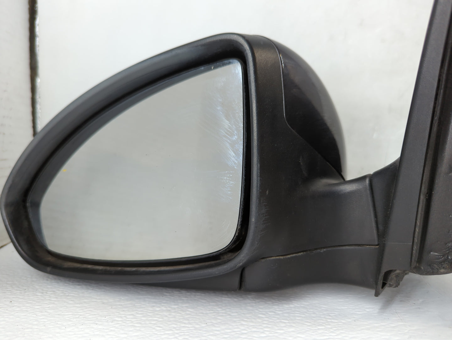 2011-2016 Chevrolet Cruze Driver Side View Mirror - Left Door Mirror OEM Used - Oemusedautoparts1.com