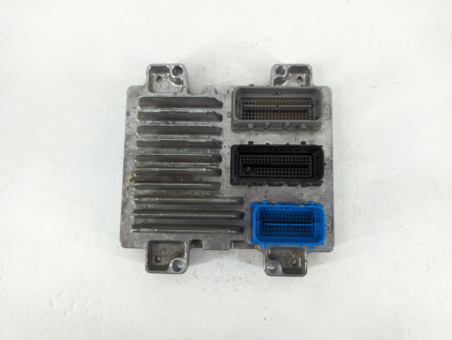 2011 Chevrolet Cruze PCM Engine Control Computer ECU ECM PCU OEM P/N:12644081 Fits OEM Used Auto Parts - Oemusedautoparts1.c