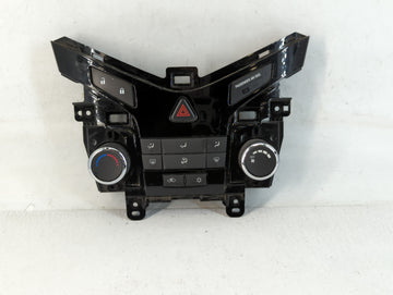 2011-2012 Chevrolet Cruze Climate Control Module Temperature AC/Heater Replacement P/N:95017054 Fits Fits 2011 2012 OEM Used