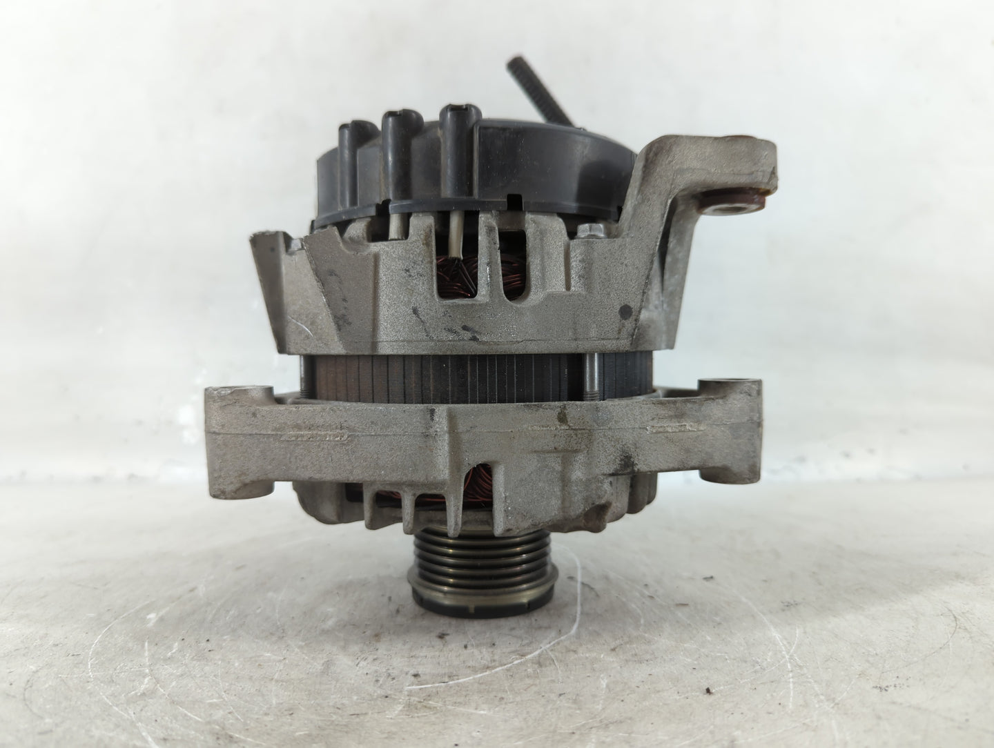 2011 Chevrolet Cruze Alternator Replacement Generator Charging Assembly Engine OEM P/N:2611889 13577154 Fits OEM Used Auto P