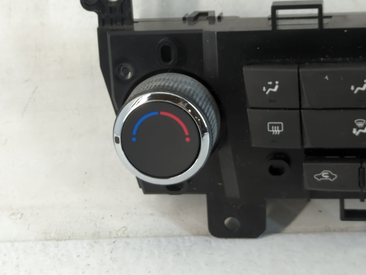 2011-2012 Chevrolet Cruze Climate Control Module Temperature AC/Heater Replacement P/N:95017054 Fits Fits 2011 2012 OEM Used