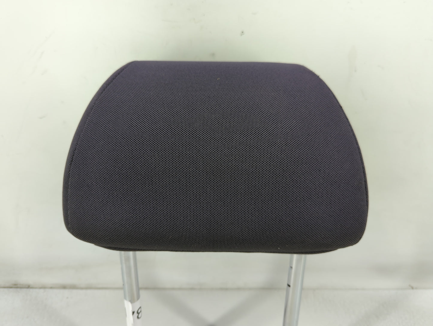 2011-2011 Chevrolet Cruze Headrest Head Rest Front Driver Passenger Seat - Oemusedautoparts1.com