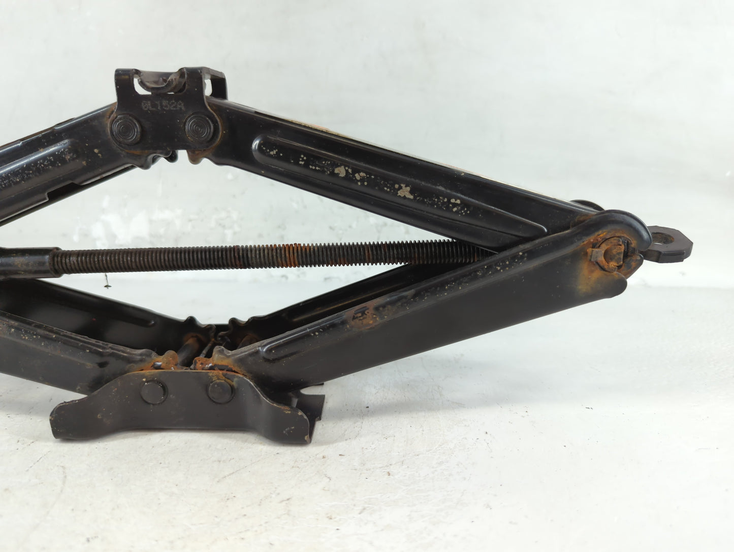 2011 Chevrolet Cruze Spare Scissor Car Jack 791215 - Oemusedautoparts1.com