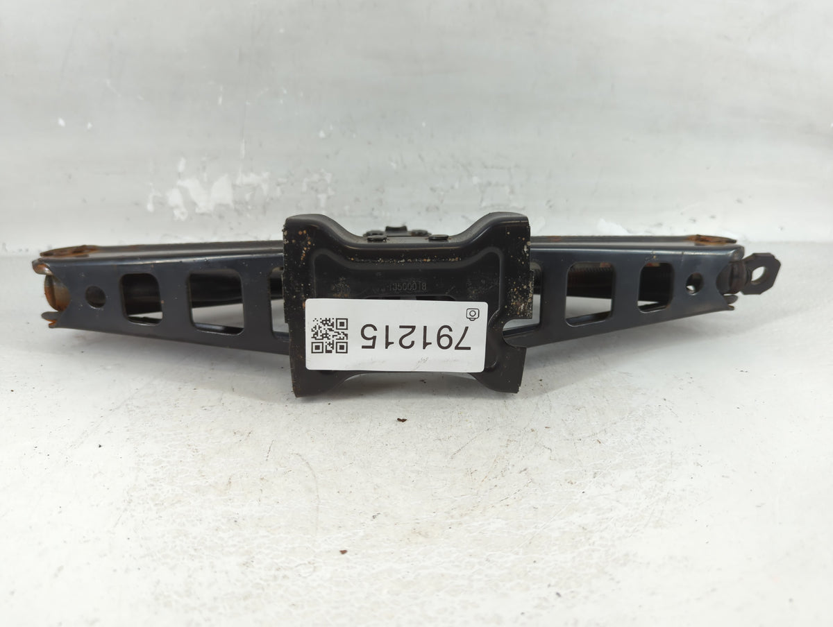 2011 Chevrolet Cruze Spare Scissor Car Jack 791215 - Oemusedautoparts1.com