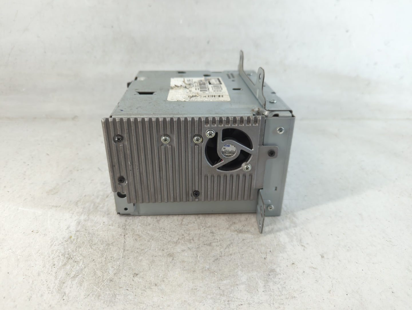 2011-2012 Chevrolet Cruze Radio AM FM Cd Player Receiver Replacement P/N:20983517 Fits Fits 2010 2011 2012 OEM Used Auto Par
