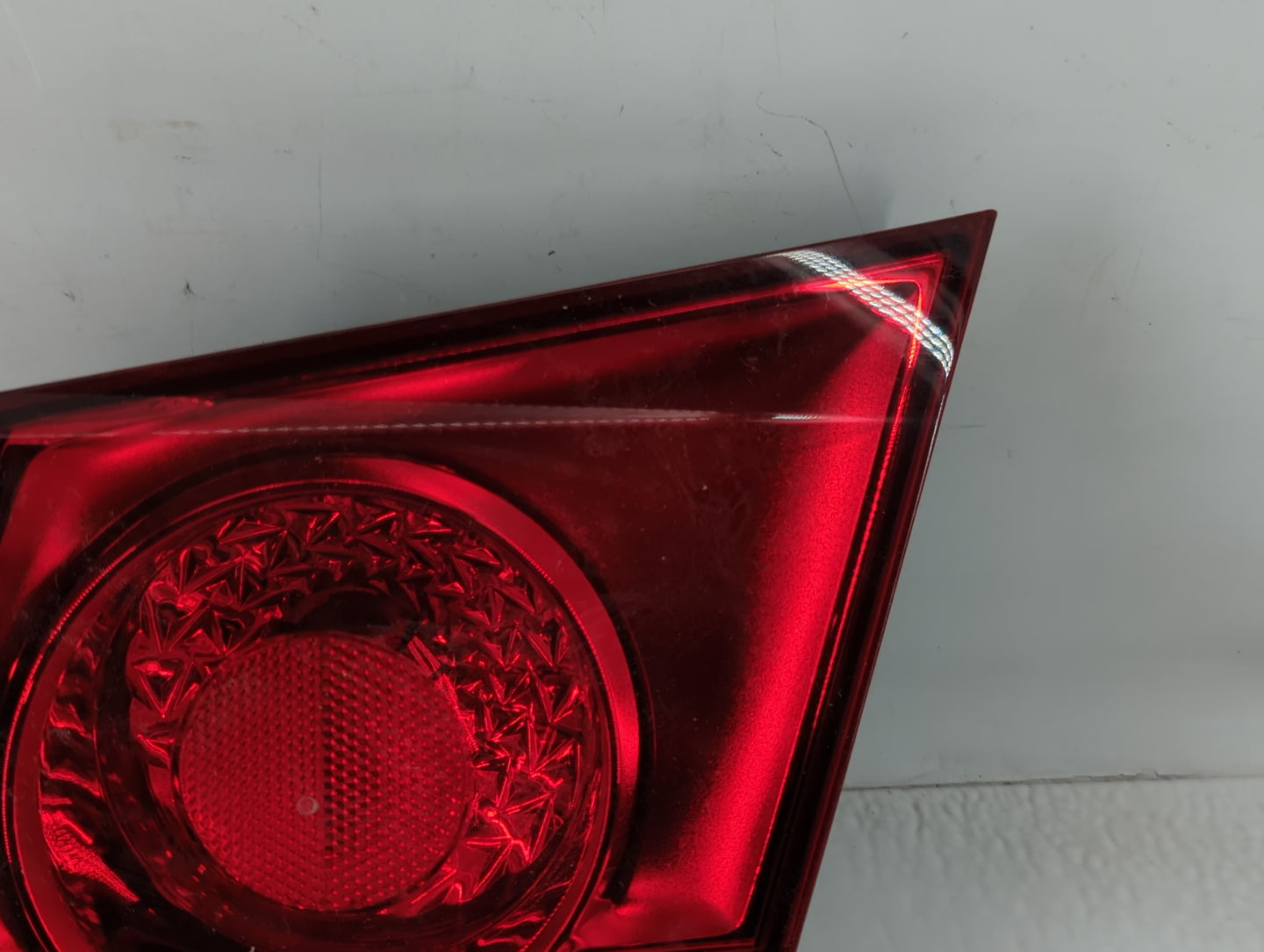 2011-2016 Chevrolet Cruze Tail Light Assembly Passenger Right OEM P/N:12V#3057KLCP Fits Fits 2011 2012 2013 2014 2015 2016 O