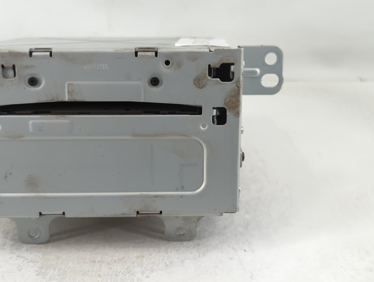 2011-2012 Chevrolet Cruze Radio AM FM Cd Player Receiver Replacement P/N:20983517 Fits Fits 2010 2011 2012 OEM Used Auto Par