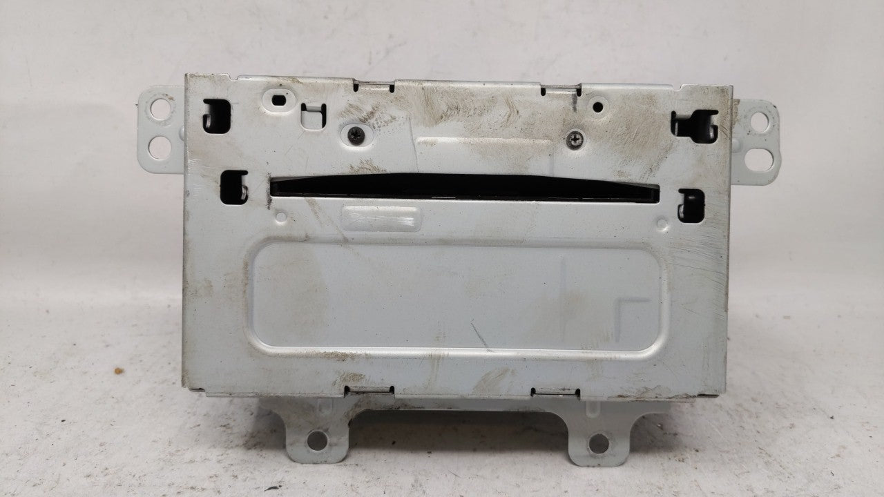 2011-2012 Chevrolet Cruze Radio AM FM Cd Player Receiver Replacement P/N:20983517 90025-300, 22870782 Fits Fits 2010 2011 20