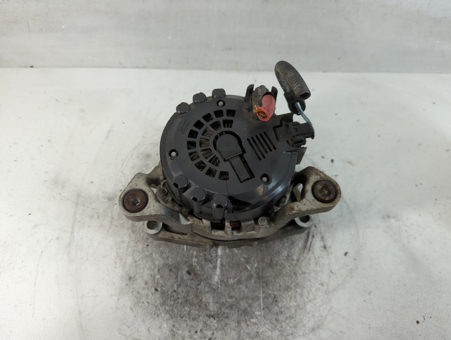 2011 Chevrolet Cruze Alternator Replacement Generator Charging Assembly Engine OEM P/N:13577154 Fits OEM Used Auto Parts - O
