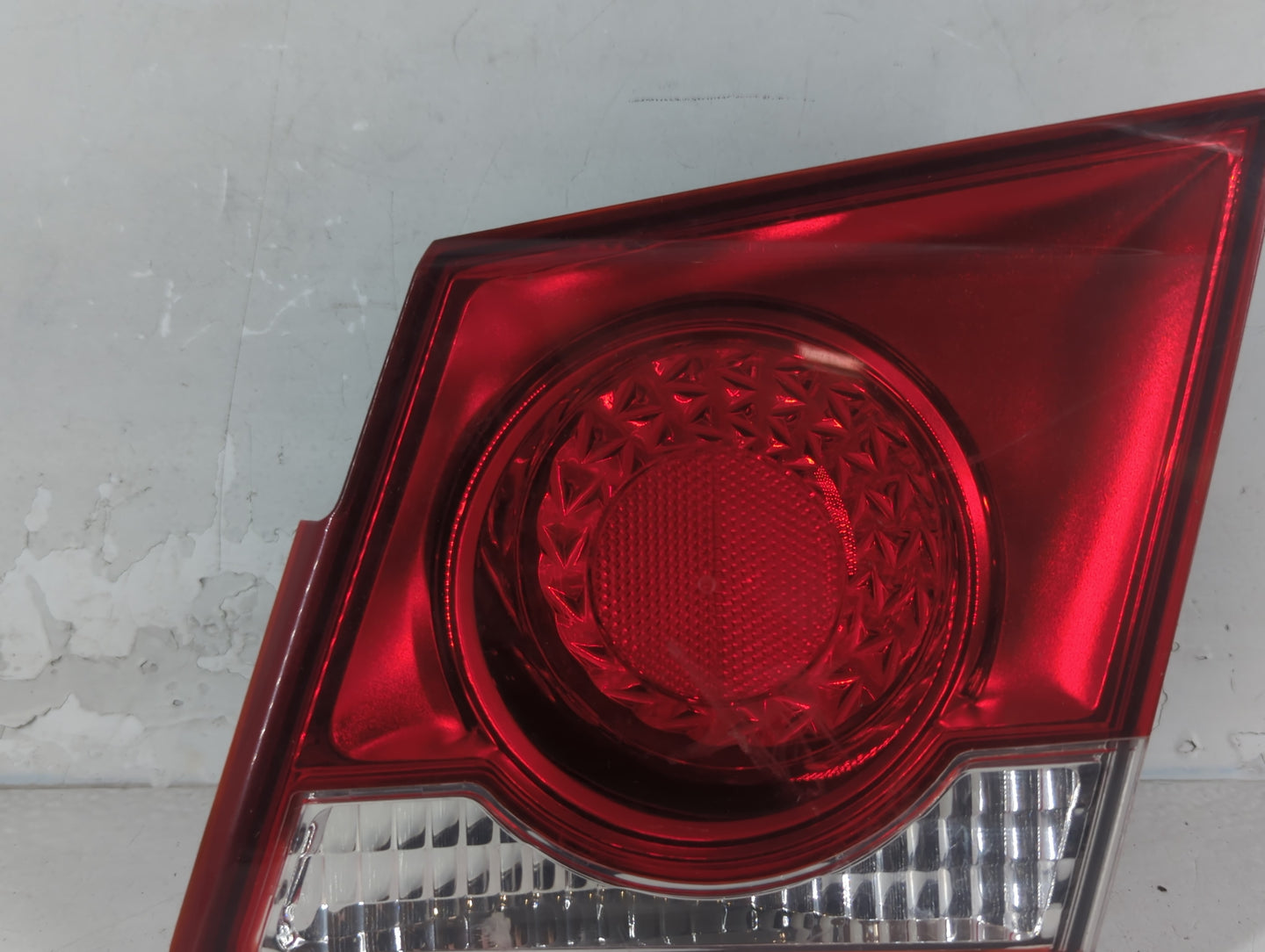 2011-2016 Chevrolet Cruze Tail Light Assembly Driver Left OEM Fits Fits 2011 2012 2013 2014 2015 2016 OEM Used Auto Parts - 