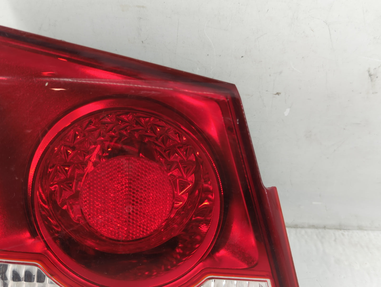 2011-2016 Chevrolet Cruze Tail Light Assembly Passenger Right OEM Fits Fits 2011 2012 2013 2014 2015 2016 OEM Used Auto Part