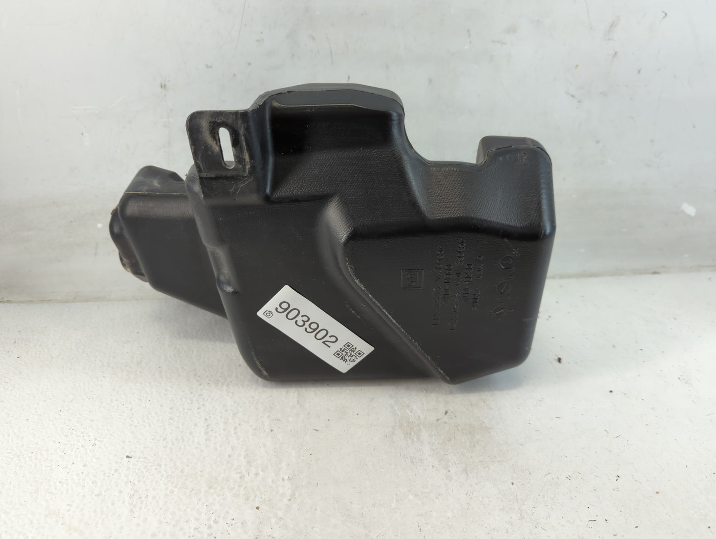 2011-2016 Chevrolet Cruze Windshield Washer Fluid Reservoir Bottle Oem - Oemusedautoparts1.com