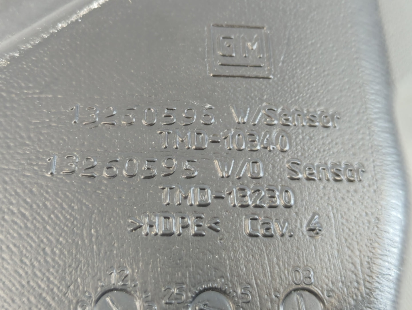 2011-2016 Chevrolet Cruze Windshield Washer Fluid Reservoir Bottle Oem - Oemusedautoparts1.com