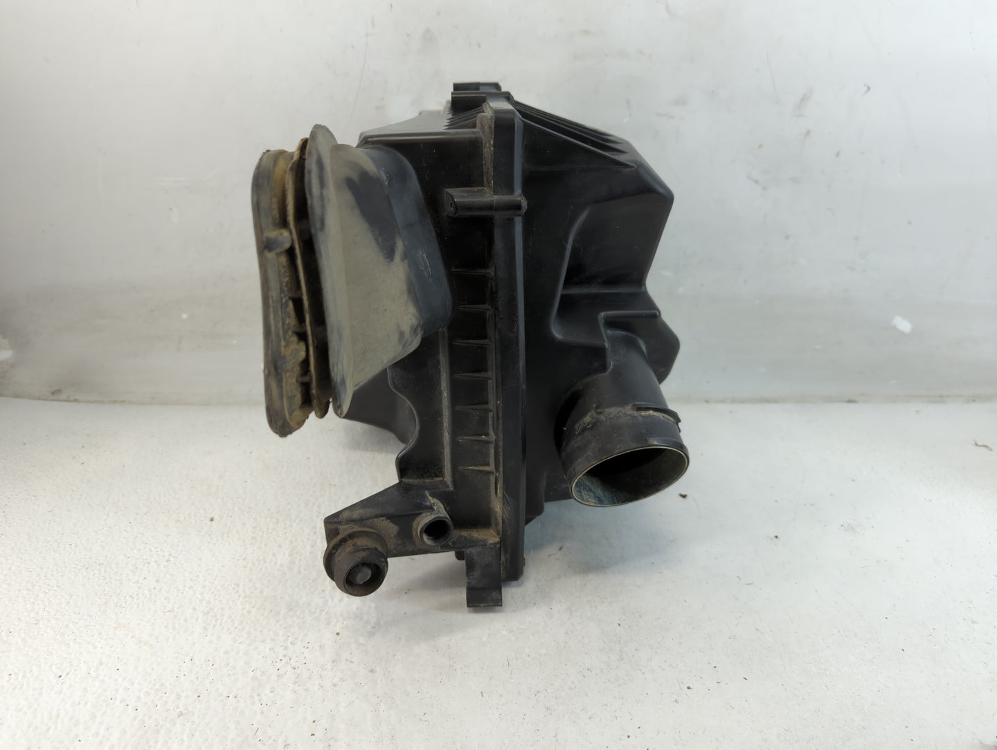 2011-2011 Chevrolet Cruze Air Cleaner Intake-duct Hose Tube - Oemusedautoparts1.com