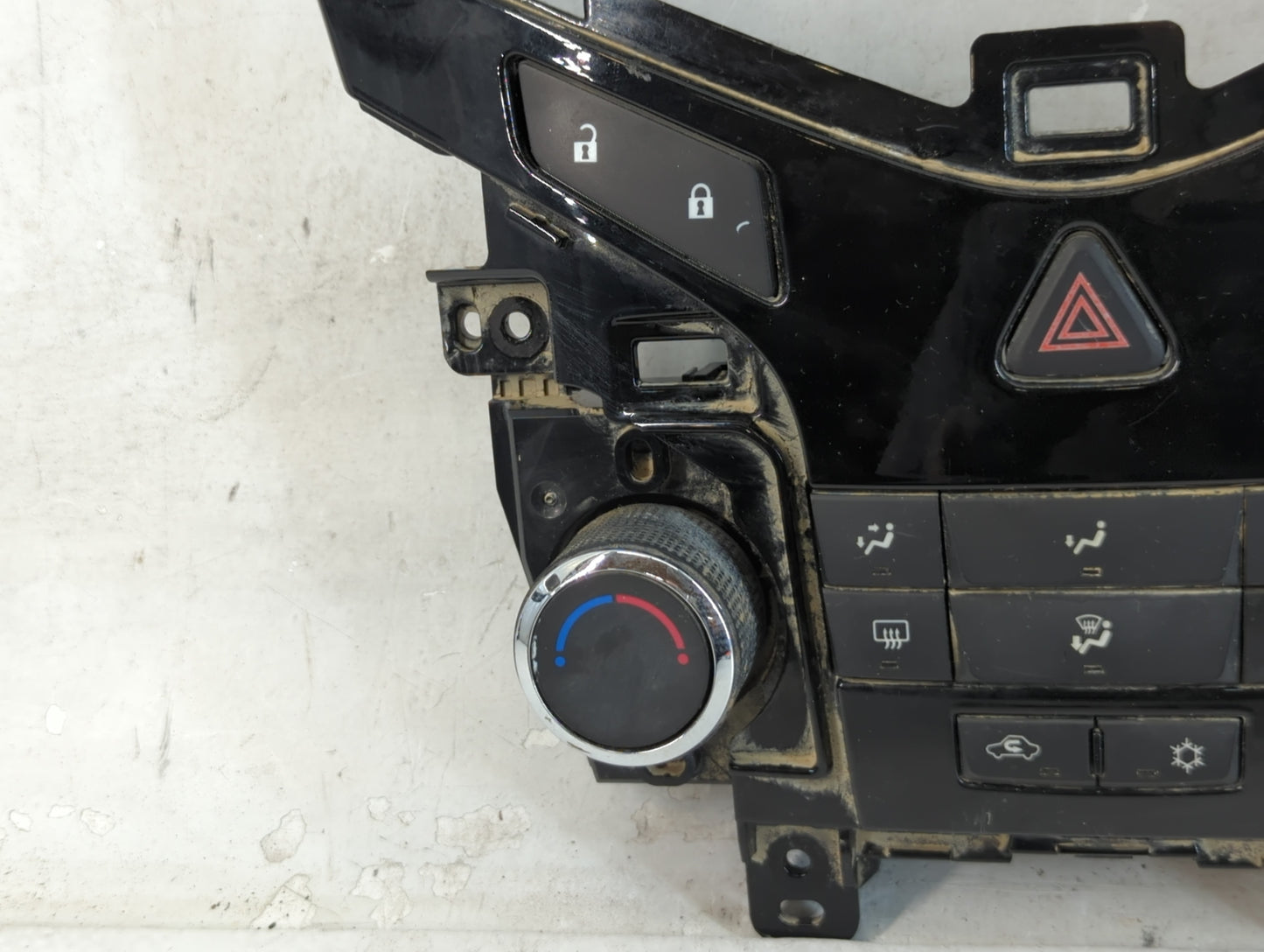 2011-2012 Chevrolet Cruze Climate Control Module Temperature AC/Heater Replacement P/N:95017054 Fits Fits 2011 2012 OEM Used