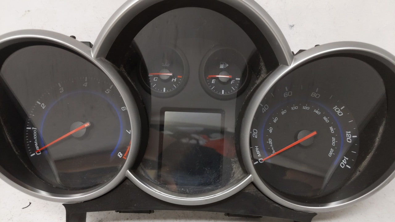 2011 Chevrolet Cruze Instrument Cluster Speedometer Gauges P/N:811511914 769212-670A, 95018203, 95018205 Fits OEM Used Auto 