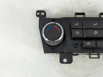 2011-2012 Chevrolet Cruze Climate Control Module Temperature AC/Heater Replacement P/N:95017054 Fits Fits 2011 2012 OEM Used Auto Parts