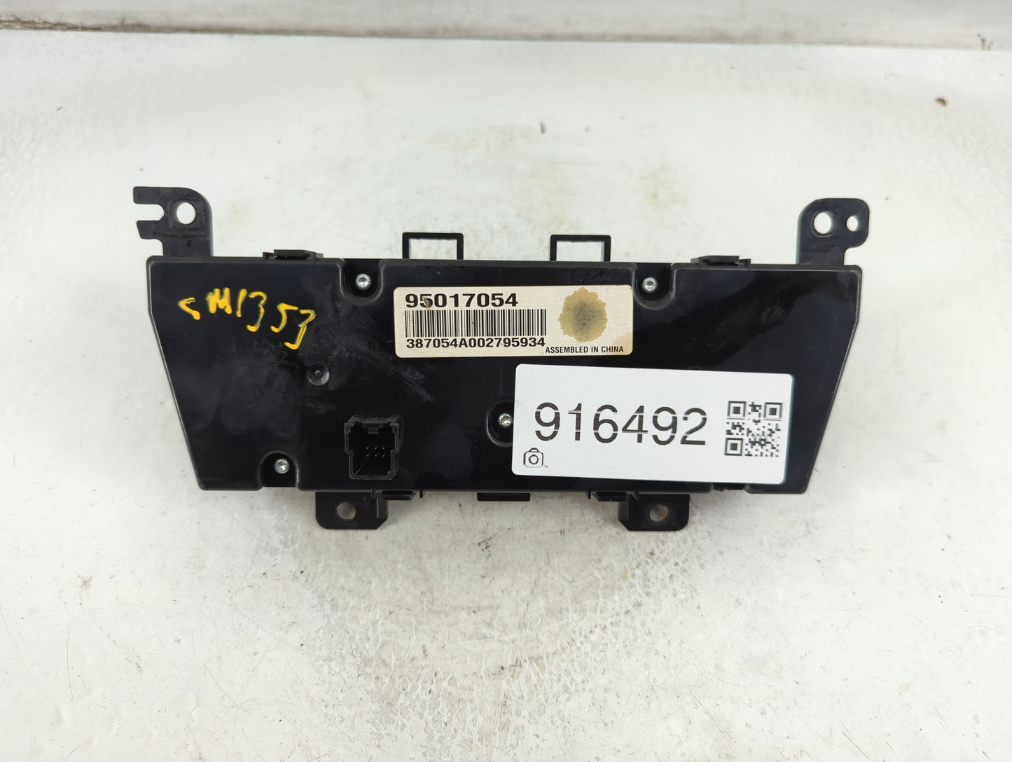 2011-2012 Chevrolet Cruze Climate Control Module Temperature AC/Heater Replacement P/N:95017054 Fits Fits 2011 2012 OEM Used
