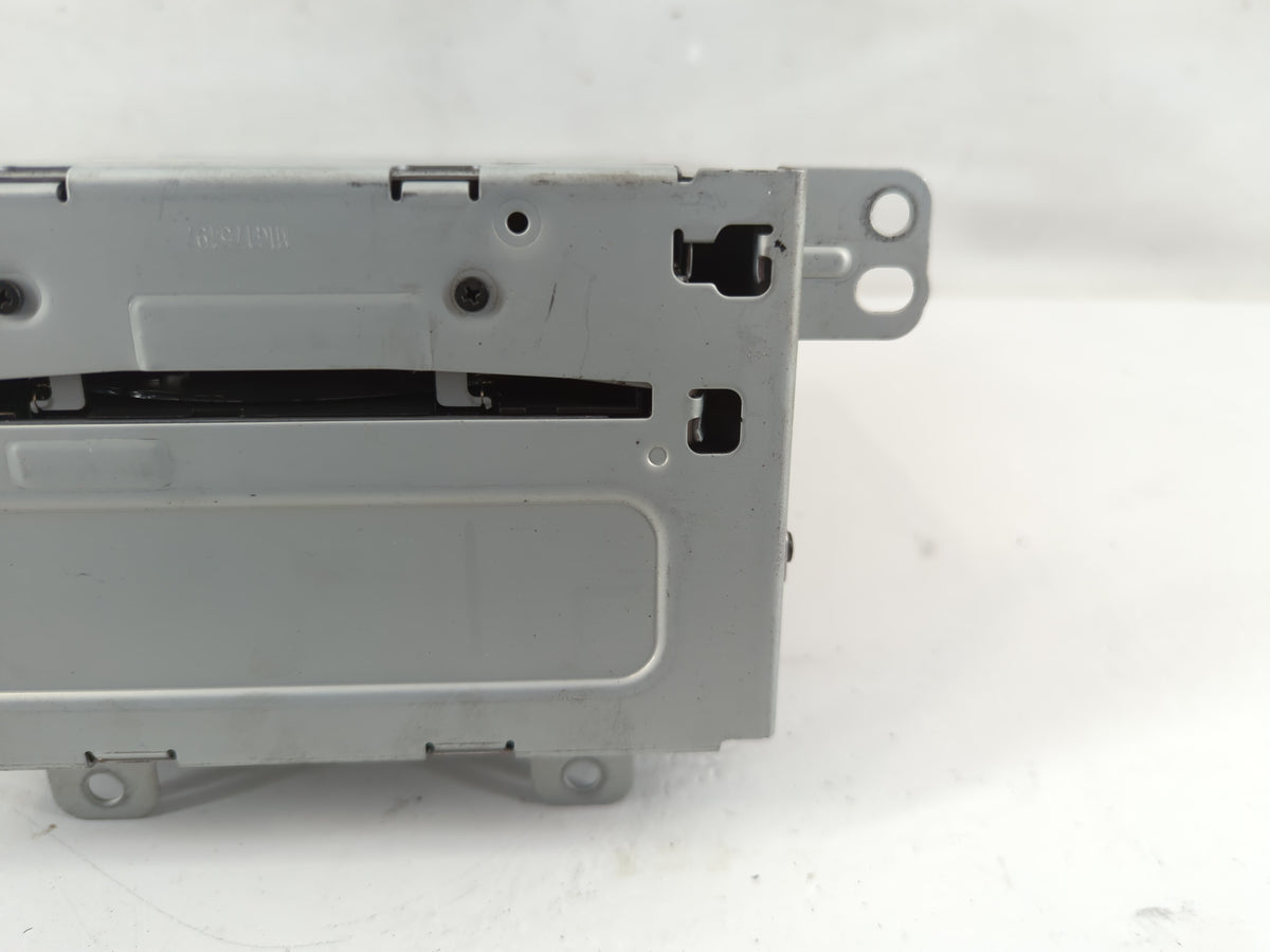 2011-2012 Chevrolet Cruze Radio AM FM Cd Player Receiver Replacement Fits Fits 2010 2011 2012 OEM Used Auto Parts - Oemuseda