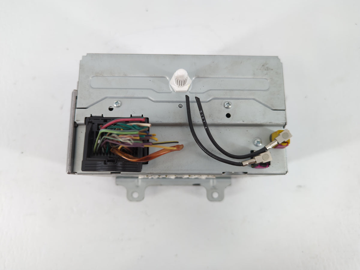 2011-2012 Chevrolet Cruze Radio AM FM Cd Player Receiver Replacement Fits Fits 2010 2011 2012 OEM Used Auto Parts - Oemuseda