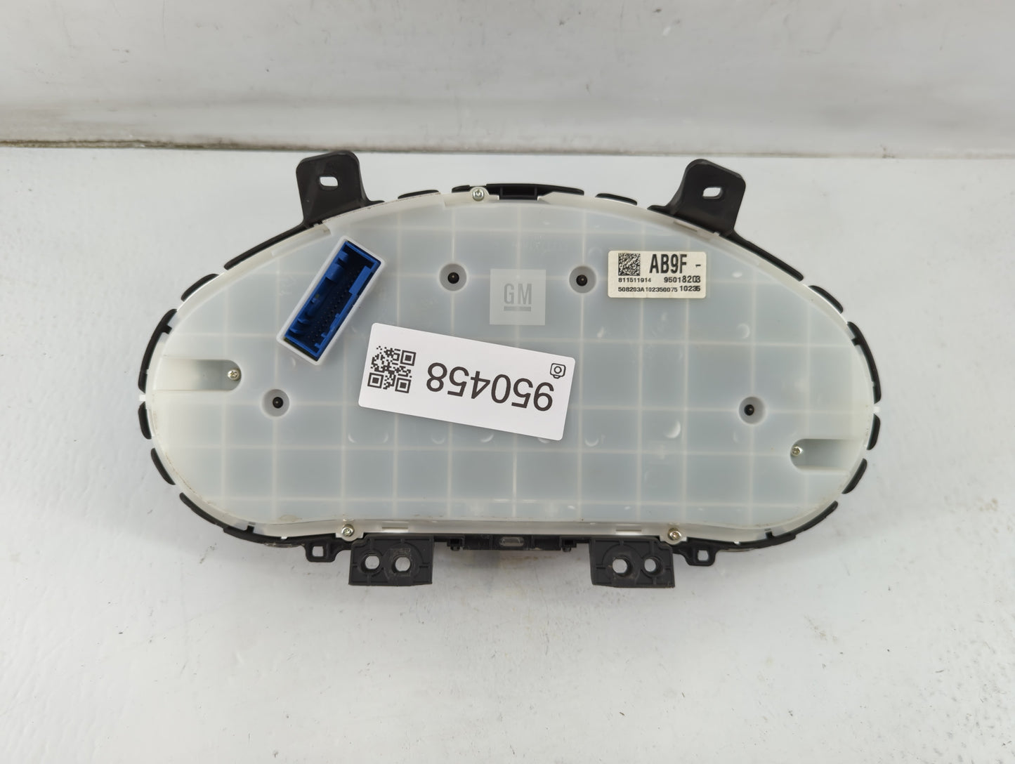 2011 Chevrolet Cruze Instrument Cluster Speedometer Gauges P/N:95018203 Fits OEM Used Auto Parts - Oemusedautoparts1.com